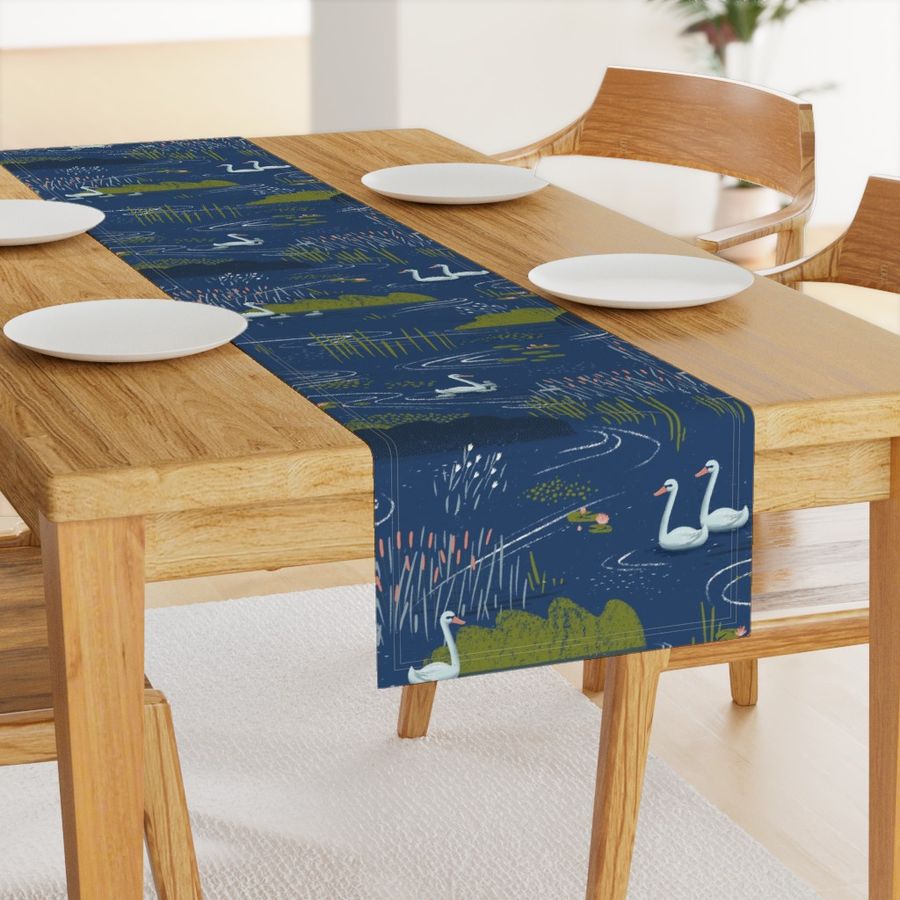 HOME_GOOD_TABLE_RUNNER