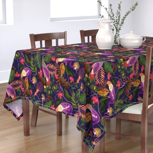 HOME_GOOD_RECTANGULAR_TABLE_CLOTH