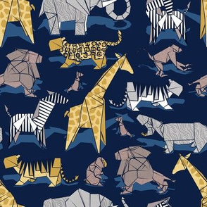 Small scale // Origami safari animalier // oxford navy blue background yellow giraffes