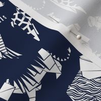 Small scale // Origami safari animalier // oxford navy blue background white animals