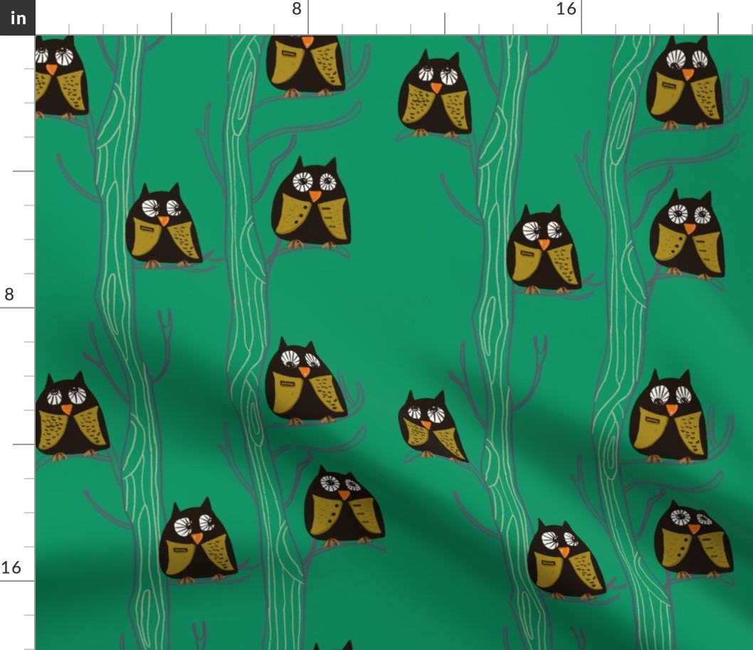Owls Discussion/ green/ big scale