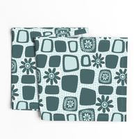 Scandi daisy blocks - mint and pine