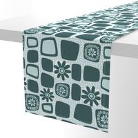 Scandi daisy blocks - mint and pine