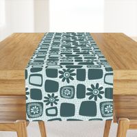 Scandi daisy blocks - mint and pine