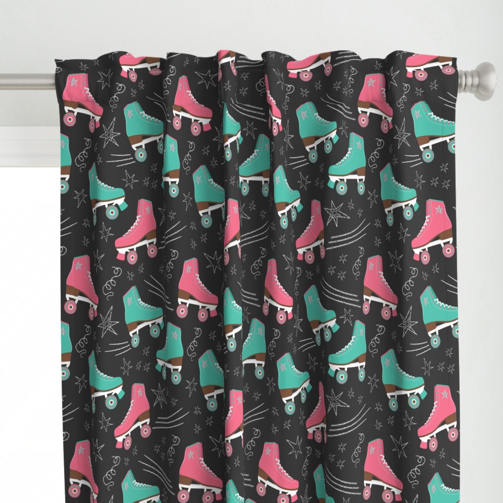 Retro Roller Rink 70s chalk pink teal black Wallpaper