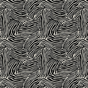 Zebra Stripes Silver 8