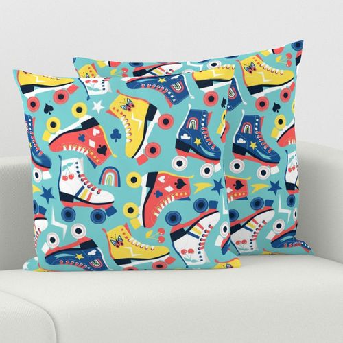 HOME_GOOD_SQUARE_THROW_PILLOW