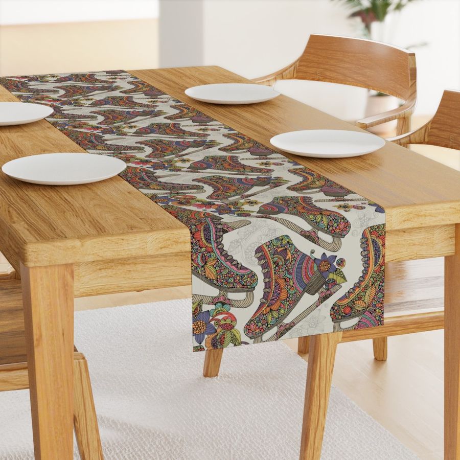 HOME_GOOD_TABLE_RUNNER