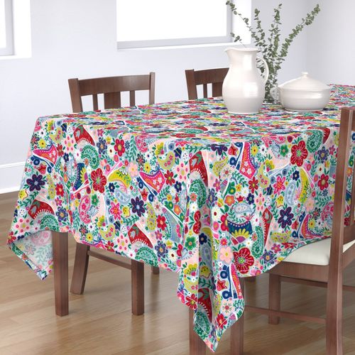 HOME_GOOD_RECTANGULAR_TABLE_CLOTH