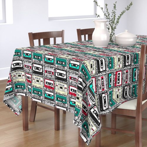 HOME_GOOD_RECTANGULAR_TABLE_CLOTH