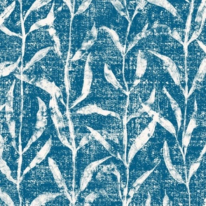 Grass Cloth with leaves in Farmhouse Blue and Cream