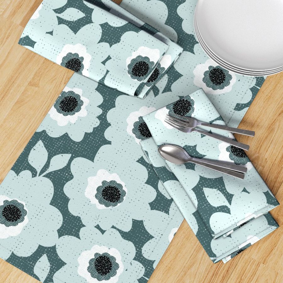 HOME_GOOD_TABLE_RUNNER