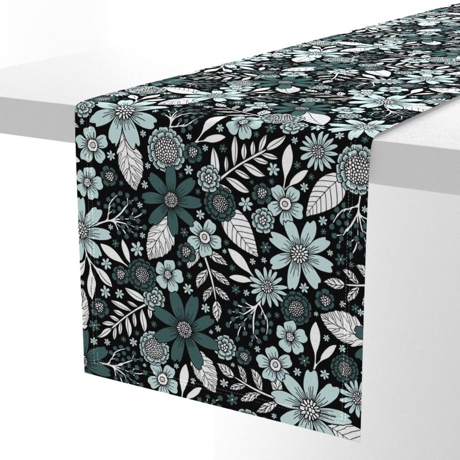 HOME_GOOD_TABLE_RUNNER