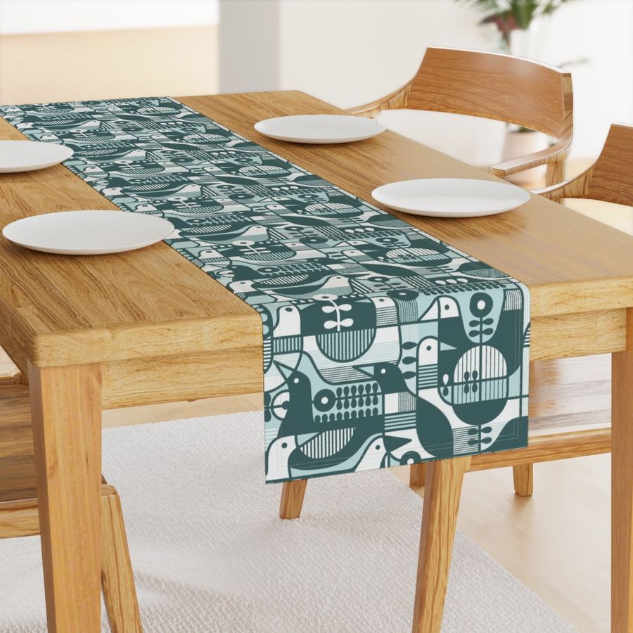 HOME_GOOD_TABLE_RUNNER