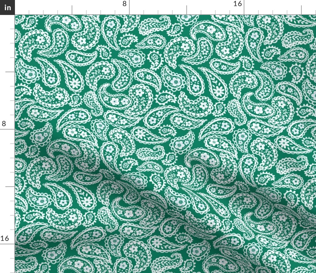 White 70's Paisley (emerald) 9” medium 