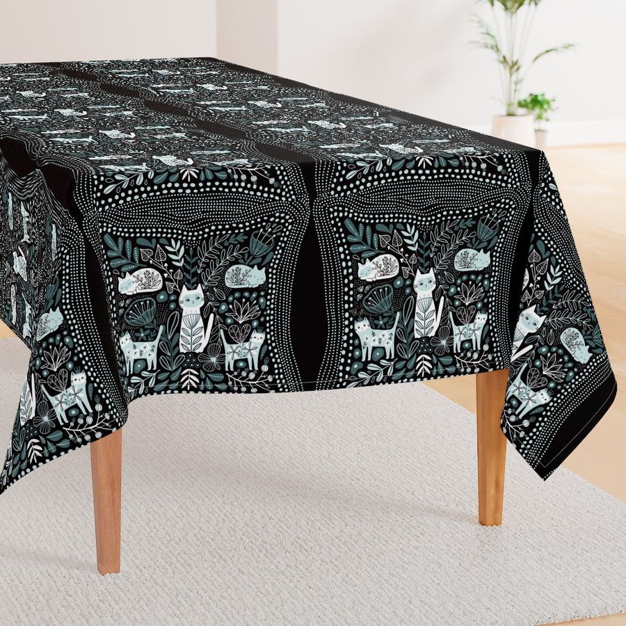 HOME_GOOD_RECTANGULAR_TABLE_CLOTH