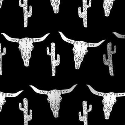longhhorn bw longhorn skull // black and white southwest cactus kids nursery trendy skulls