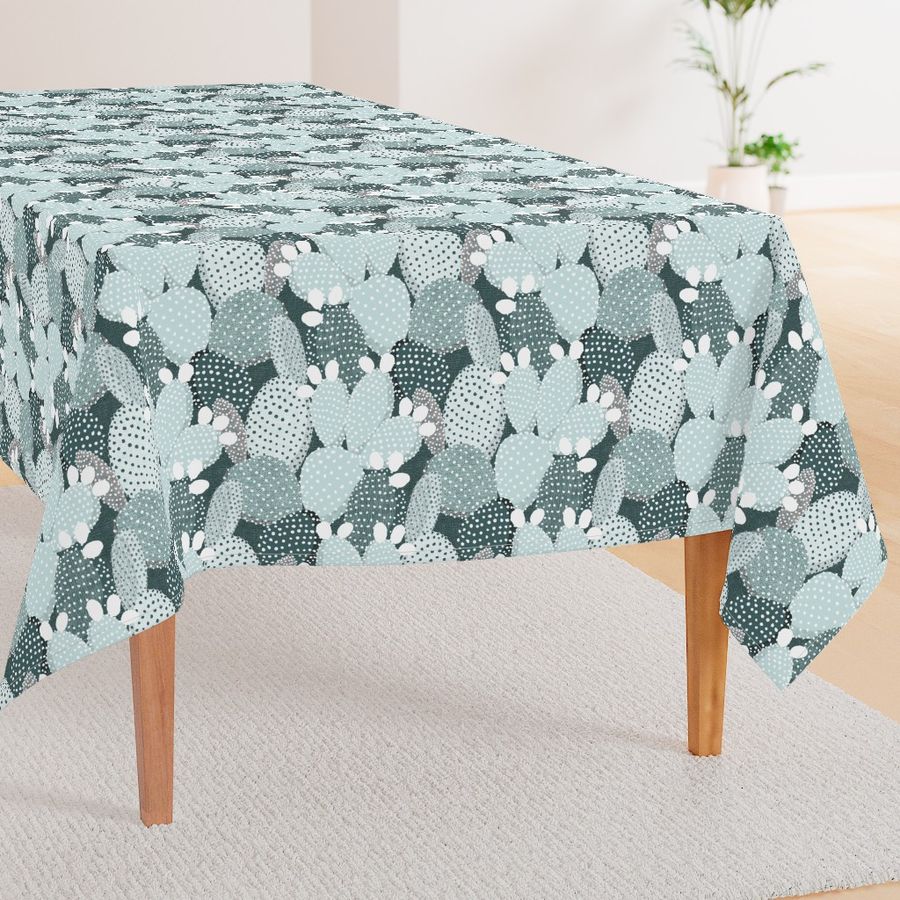 HOME_GOOD_RECTANGULAR_TABLE_CLOTH