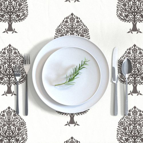 HOME_GOOD_RECTANGULAR_TABLE_CLOTH