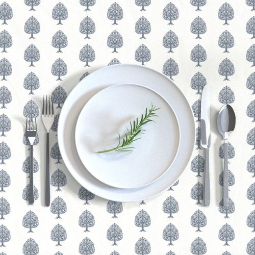 HOME_GOOD_RECTANGULAR_TABLE_CLOTH