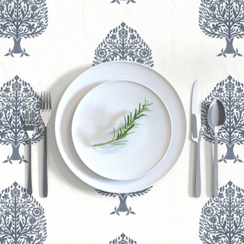 HOME_GOOD_RECTANGULAR_TABLE_CLOTH