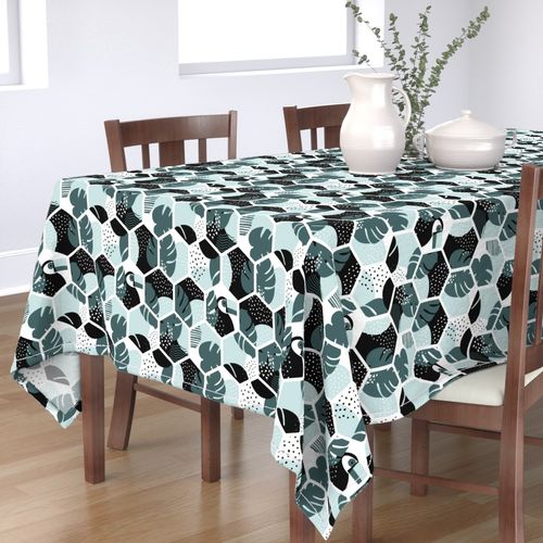 HOME_GOOD_RECTANGULAR_TABLE_CLOTH