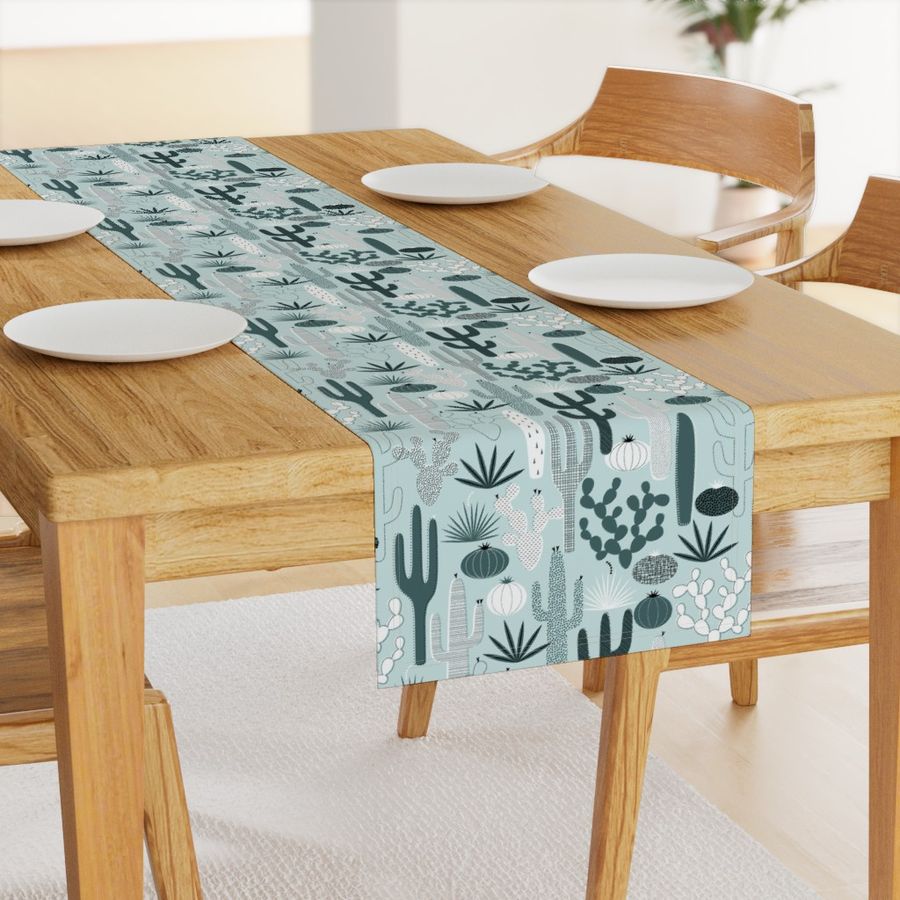 HOME_GOOD_TABLE_RUNNER