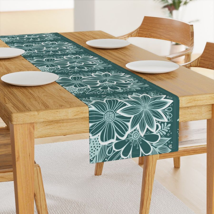 HOME_GOOD_TABLE_RUNNER