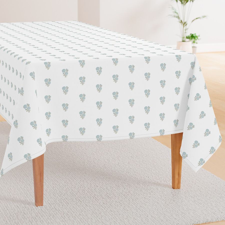 HOME_GOOD_RECTANGULAR_TABLE_CLOTH