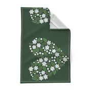 21x18 green meadow heart vertical panel