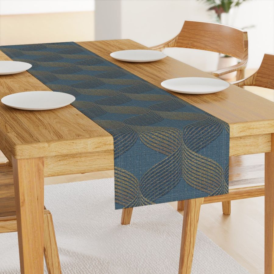 HOME_GOOD_TABLE_RUNNER