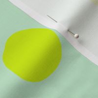 Jumbo Dots in mint/neon