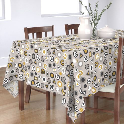 HOME_GOOD_RECTANGULAR_TABLE_CLOTH