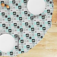 1.5 Inch MomLife//Wine//Mint - Wholecloth Cheater Quilt