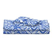 ikat flower/blue and white/jumbo