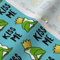 (1.5" scale) Kiss me - frog prince - blue - C20BS