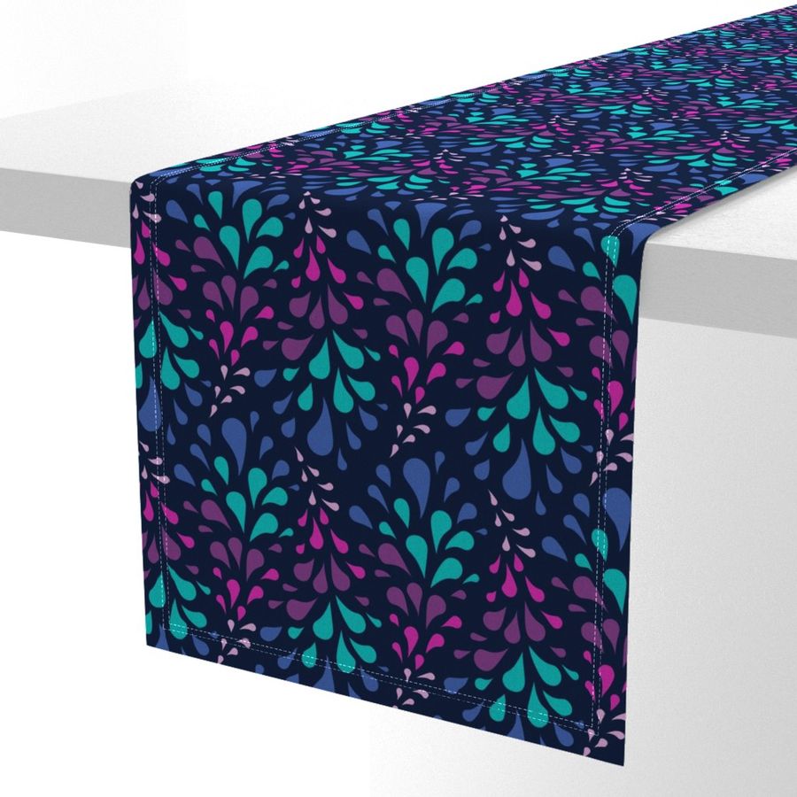 HOME_GOOD_TABLE_RUNNER