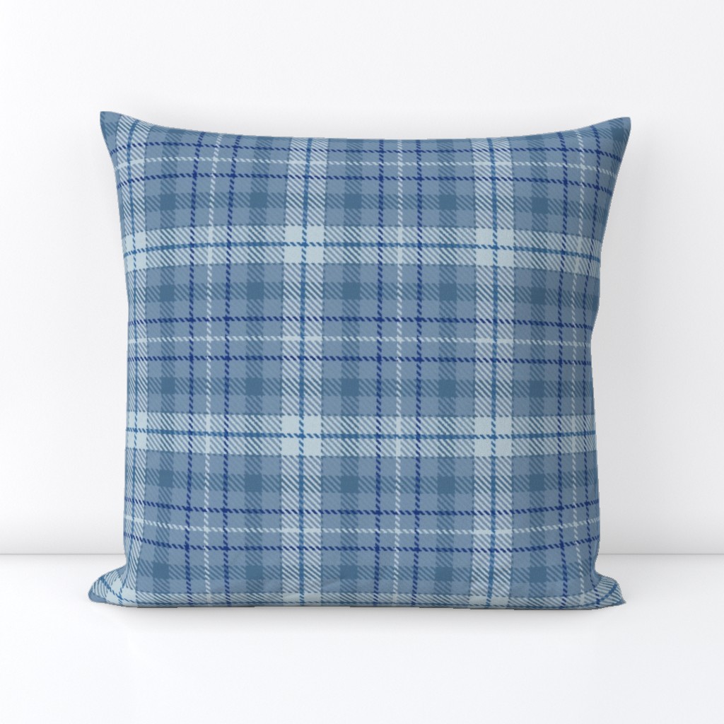 Thin Cross Line Plaid in Monochrome Blue