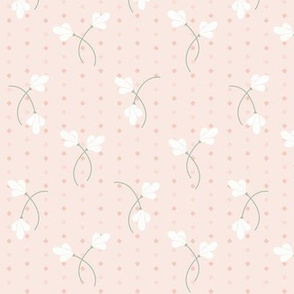 Carrie Floral Toss: Shell Pink Small Floral