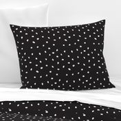 Modern Dot Retro Black White