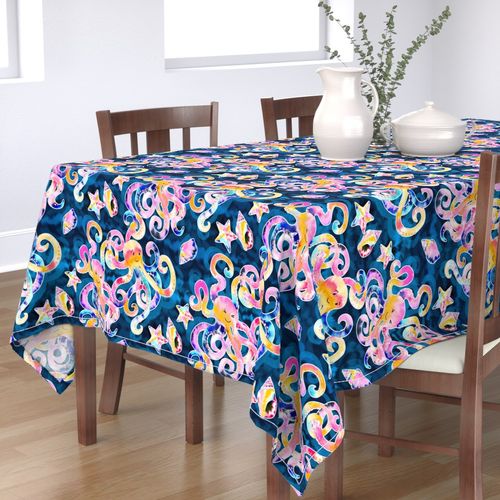 HOME_GOOD_RECTANGULAR_TABLE_CLOTH