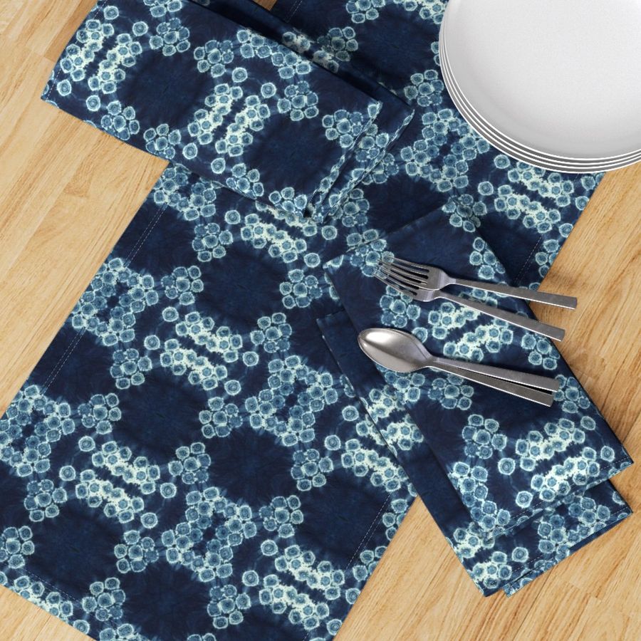 HOME_GOOD_TABLE_RUNNER