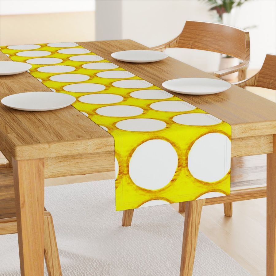 HOME_GOOD_TABLE_RUNNER