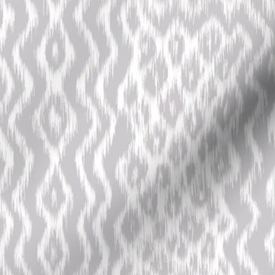 wave and diamond 9"soft ikat in gray