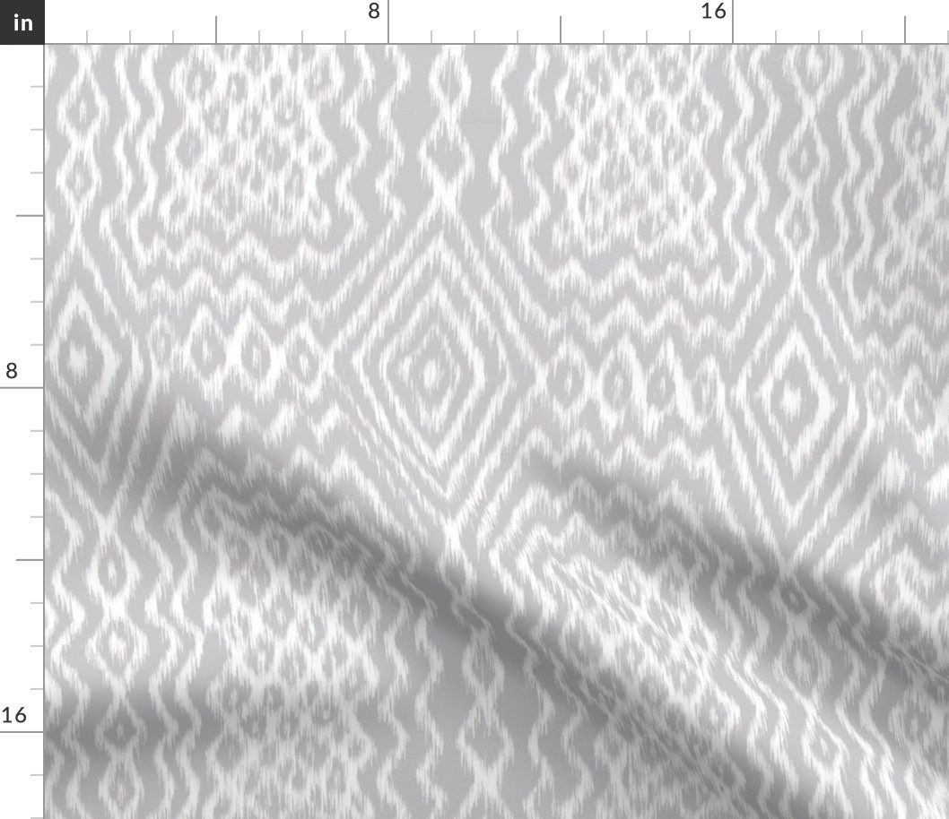 wave and diamond 9"soft ikat in gray