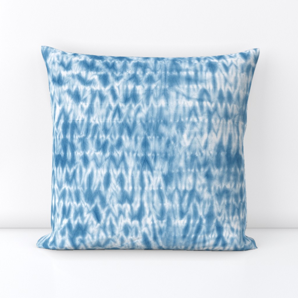 Woodgrain shibori blue large