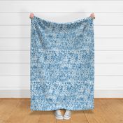 Woodgrain shibori blue large