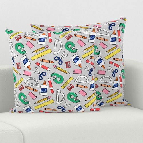 HOME_GOOD_SQUARE_THROW_PILLOW