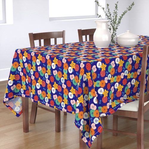 HOME_GOOD_RECTANGULAR_TABLE_CLOTH