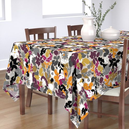 HOME_GOOD_RECTANGULAR_TABLE_CLOTH